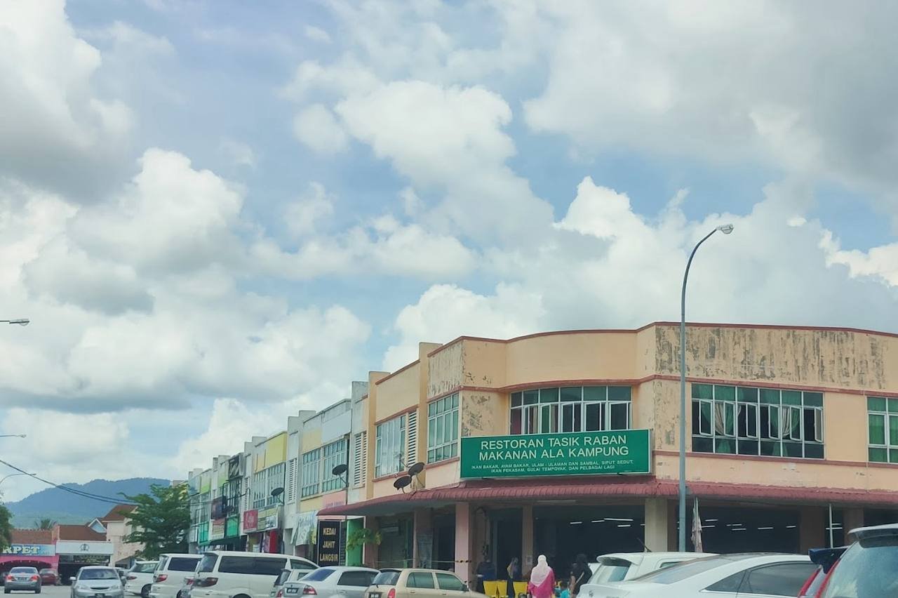 Restoran Tasik Raban 