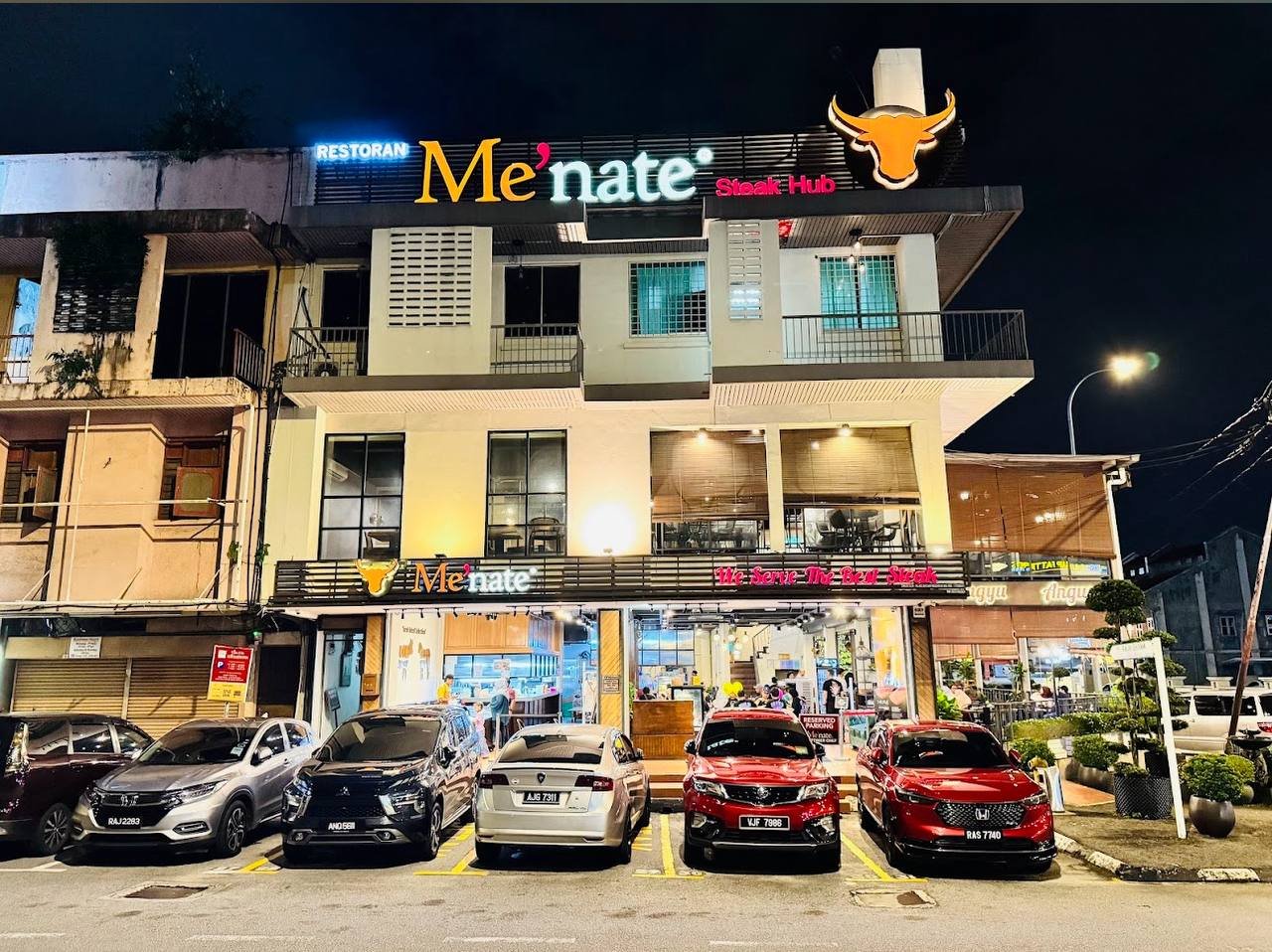 Me’nate Steak Hub 